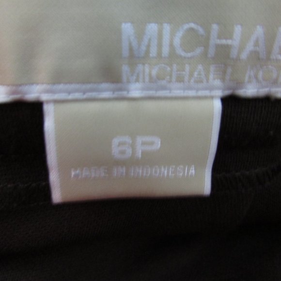 Michael Kors Brown Skirt, size 6. Back slit. Back zipper. - Picture 4 of 5